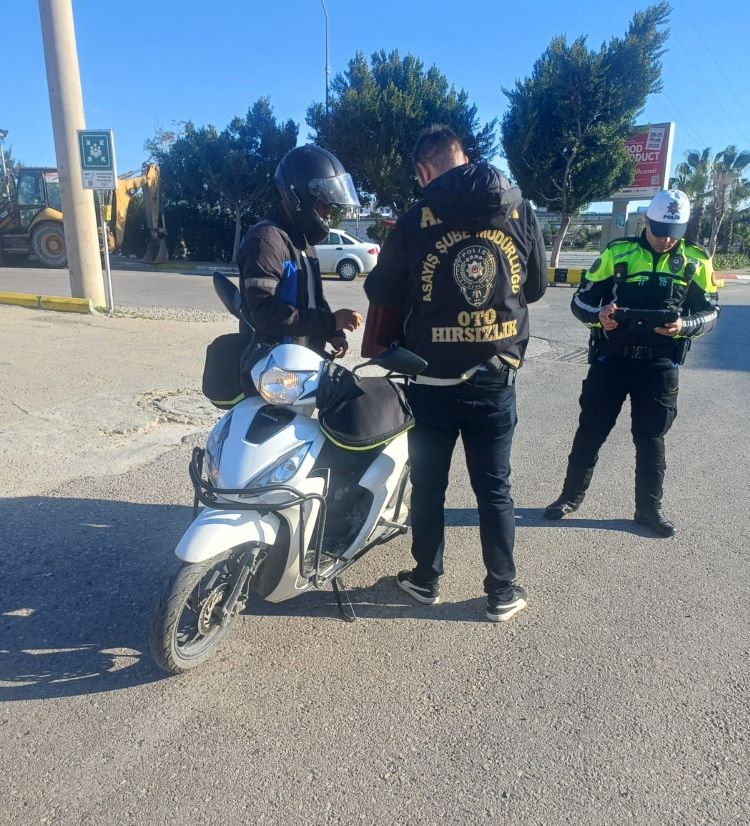 Antalya Polisi Motosikletlilere Göz Açtırmadı