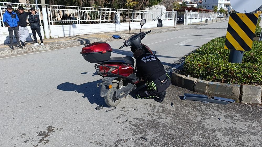 Antalya'da Kaza Yapan Motosiklet Plakasız Çıktı! Ceza Yedi