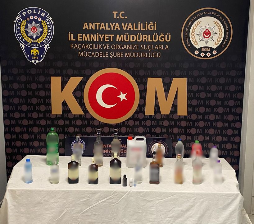 Antalya'nın 4 İlçesinde Kaçakçılık Operasyonları 15 Tutuklama 3