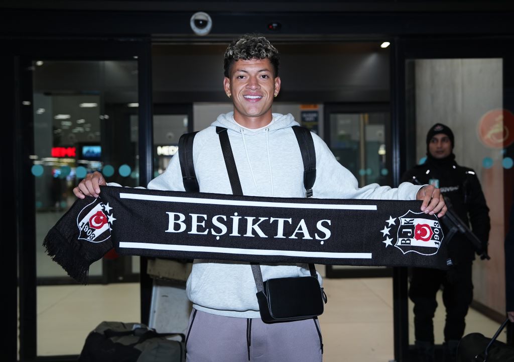 Beşiktaş'ın Genç Oyuncusu İstanbul'a Geldi