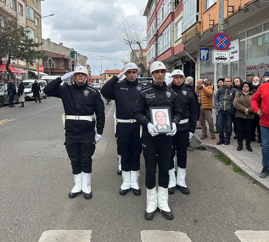 Emekli Başkomiser Emin Tunalı Son Yolculuğuna Uğurlandı