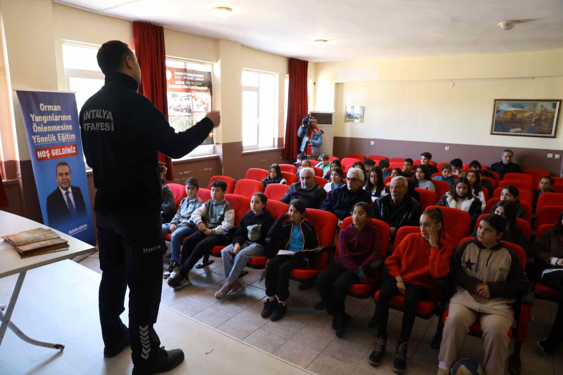 Antalya Büyükşehir’den Çocuklara Orman Yangını Eğitimi