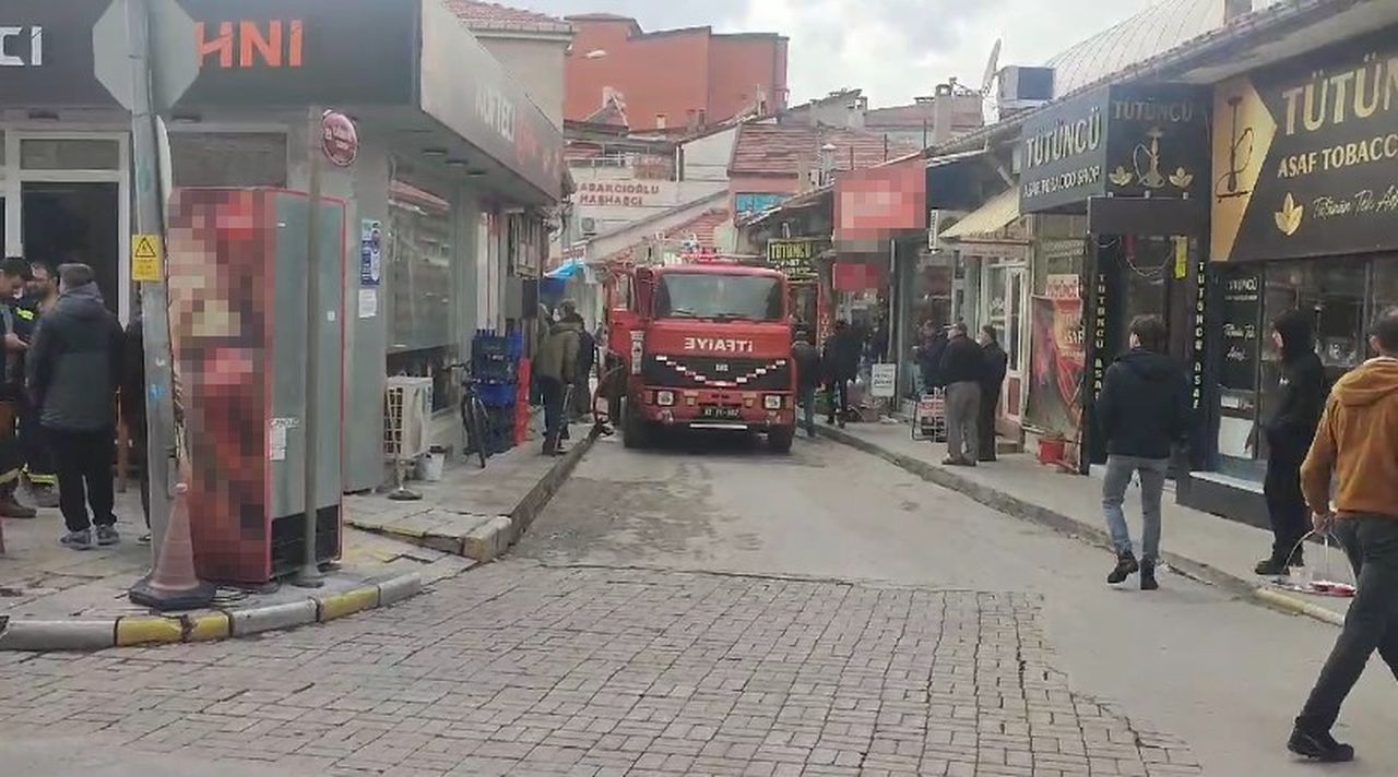 Isparta Yalvaç'ta Ev Yangını! Dairede Maddi Hasar Oluştu 2