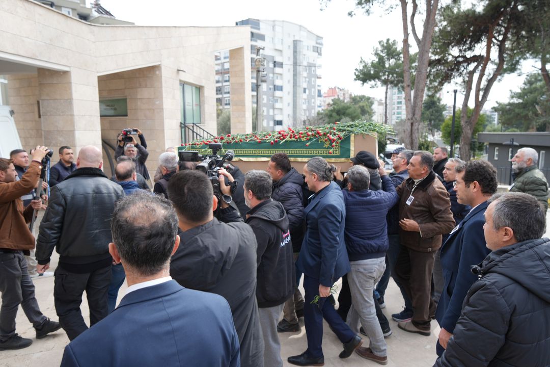 Kahtalı Mıçe Memlekettine Uğurlandı! Adı Antalya'da Yaşayacak 6