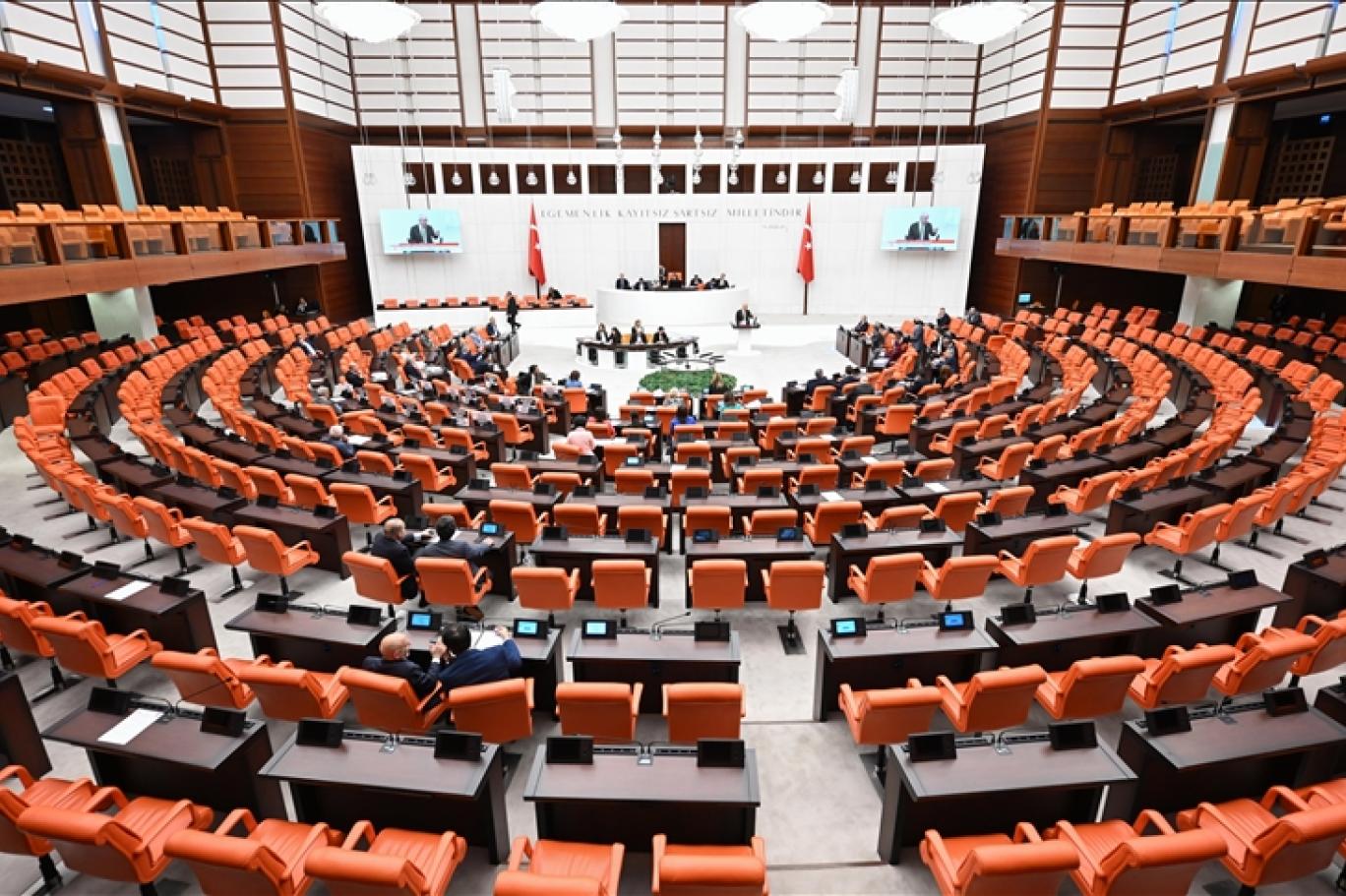 Yüksek Enflasyon Vatandaşı Zorlarken Milletvekili Maaşları Belli Oldu