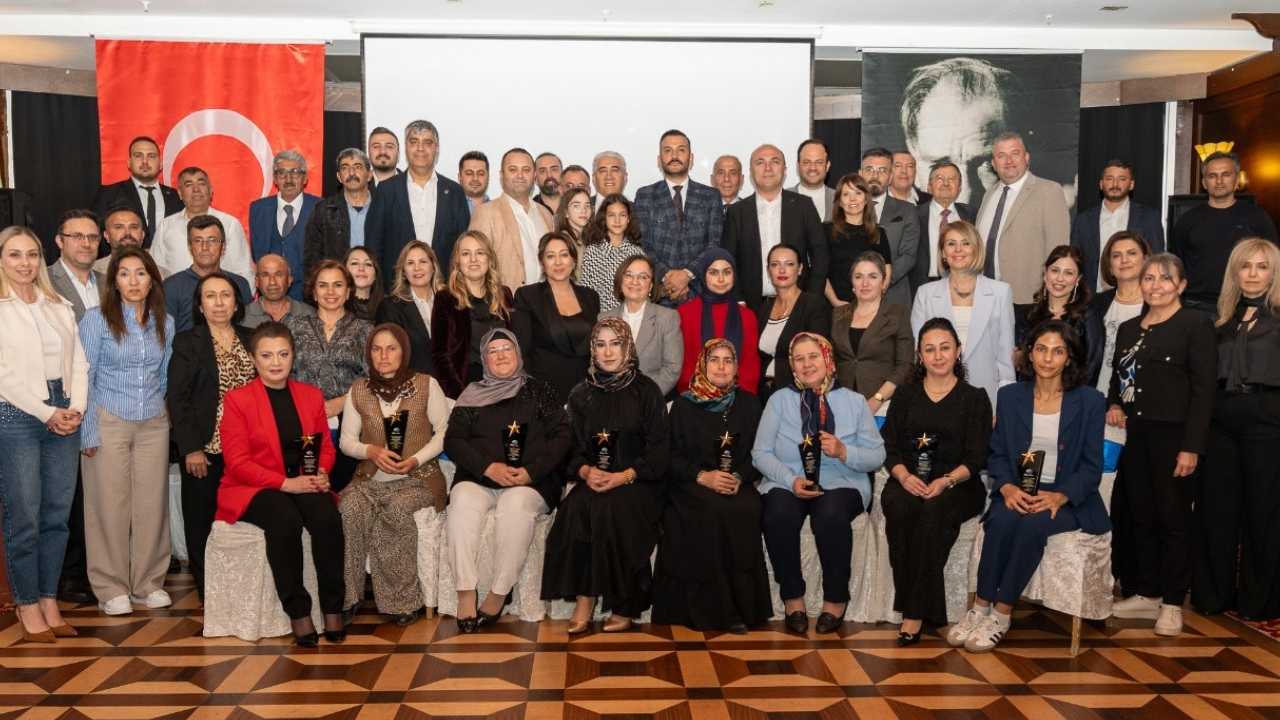 Adp'den Antalya'da İz Bırakan 8 Kadına Ödül 3