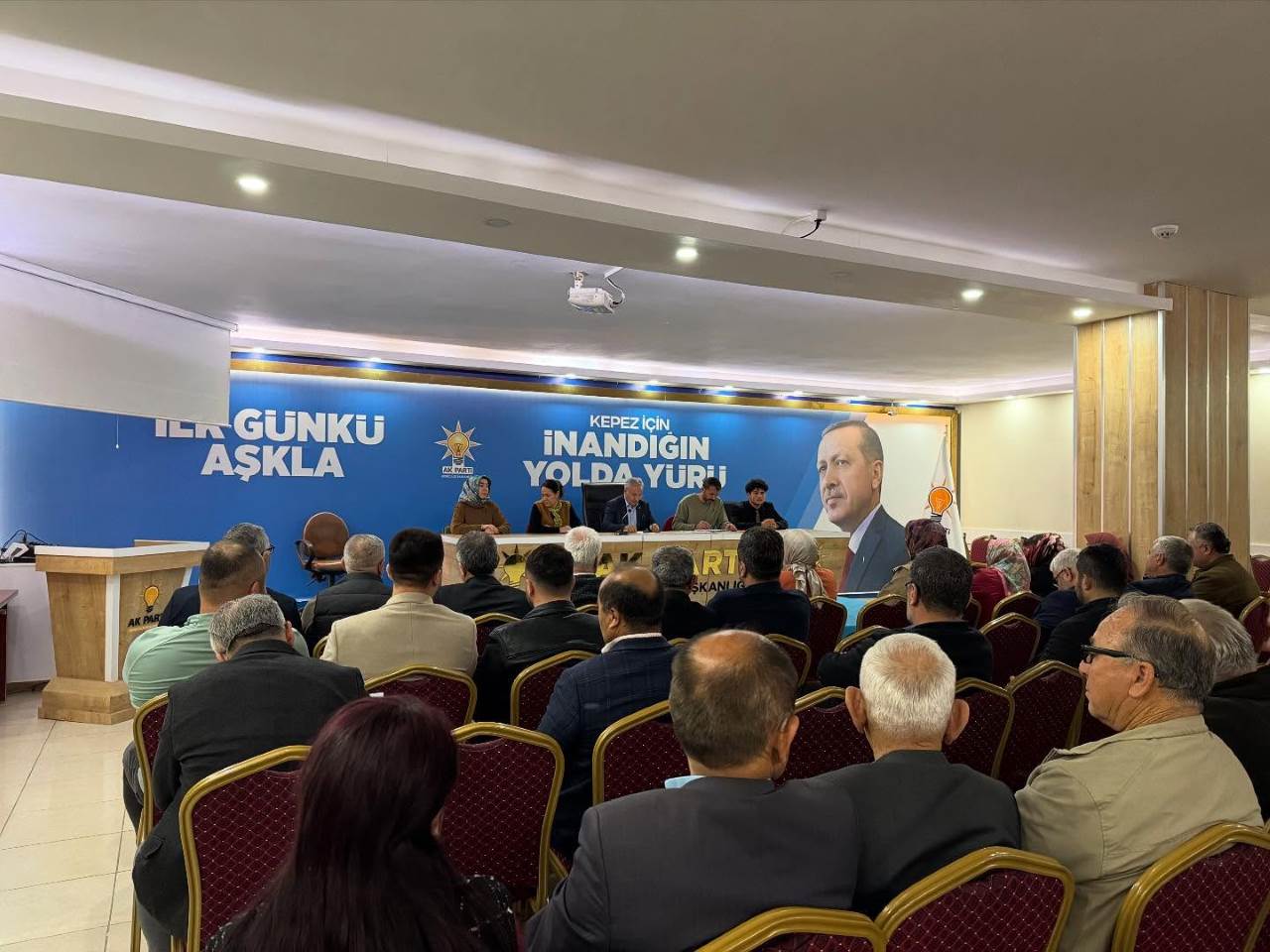 AKP Kepez Seçim Sonrası Strateji Belirliyor