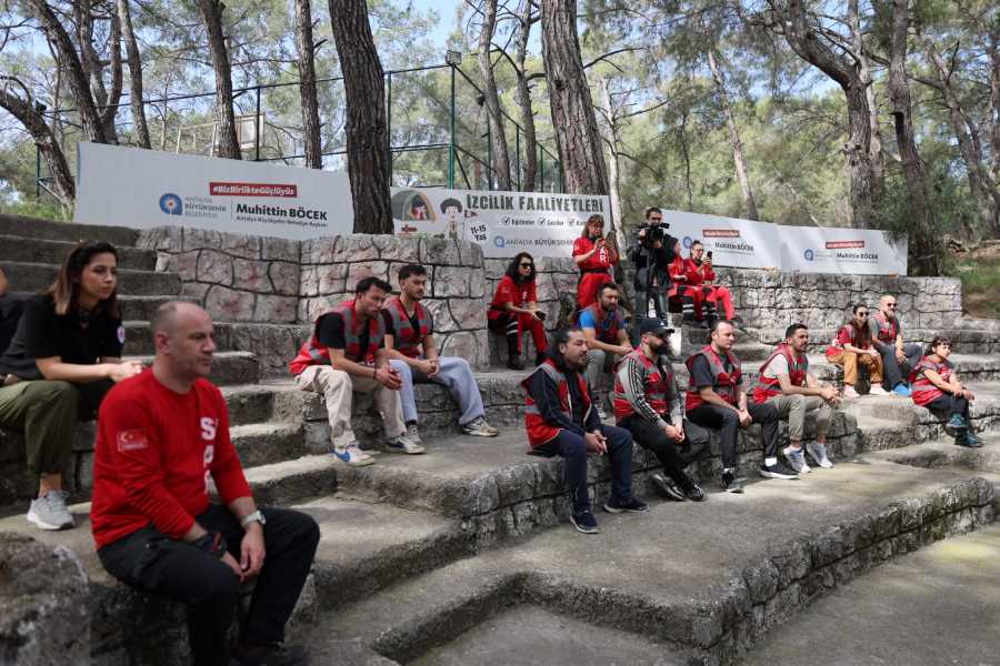 Antalya Afetlere Karşı Önem Aldı! Gençlere Eğitim Verildi 12