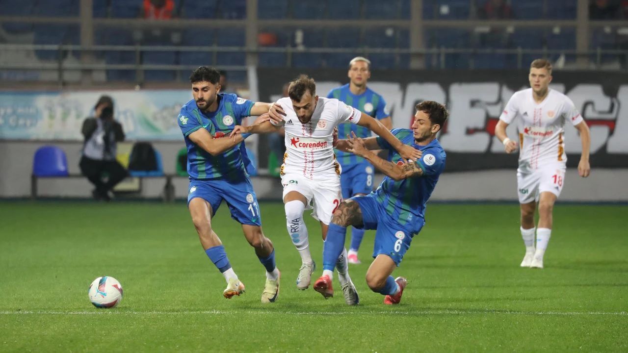 Antalyaspor Rizespor Maçı Ne Zaman Saat Kaçta Hangi Kanalda?