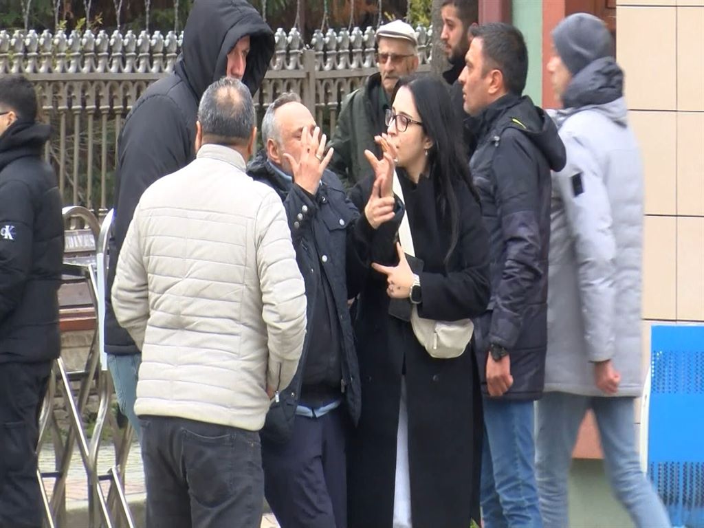 İstanbul'da Aile Katli*mında Cenazeler Aileye Teslim Edildi