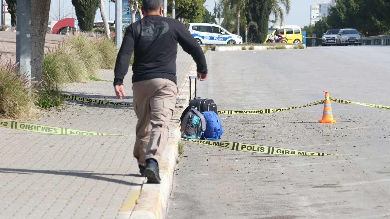 Konyaaltı'nda Bomba Alarmı! Ekipler Harekete Geçti  2