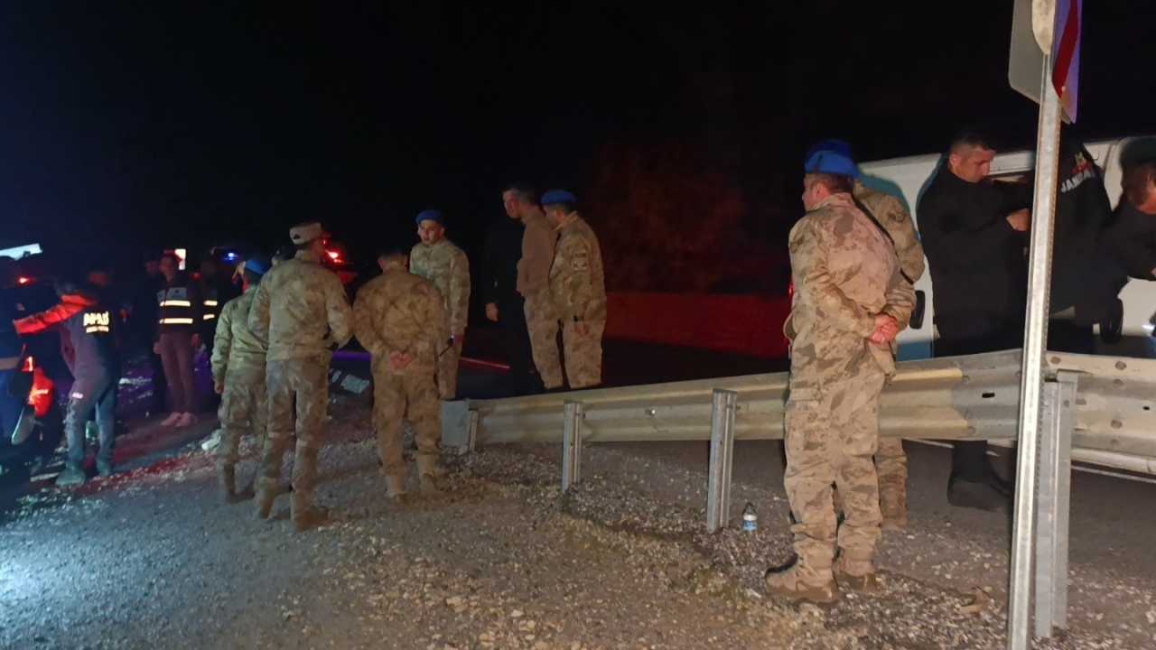 Manavgat'ta 'Kanserim' Mesajı Atan Sürücü Kazadan Sonra Kayboldu 3