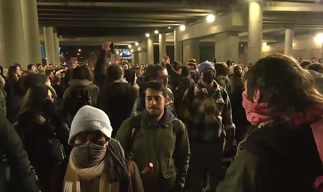 ODTÜ'lü Öğrencilerden İmamoğlu'na Destek Protestosu!