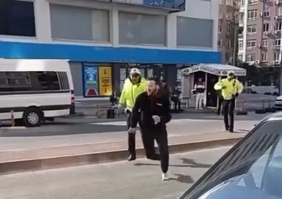 Polis Kaçan Şahsı Kovalamaca Sonrası Yakaladı