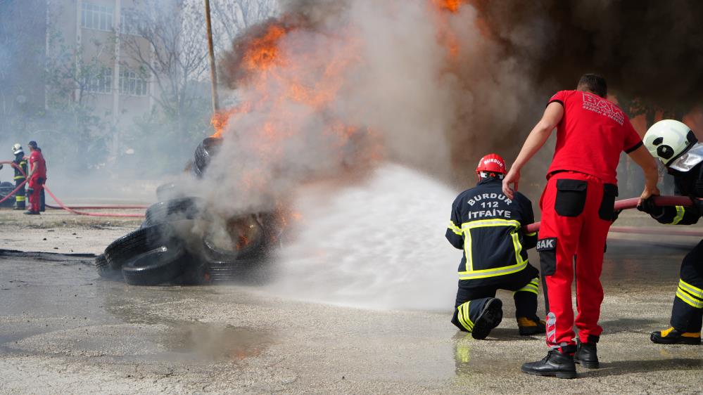 16 Bölgeden 96 Personel Burdur’da Tatbikat Eğitimine Katıldı