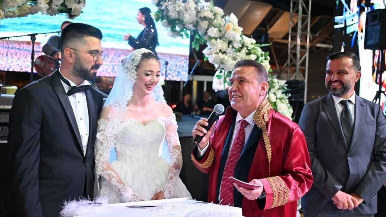 Antalya Büyükşehir Meclis Üyesi Hasan Aydın'ın Oğlu Evlendi 3