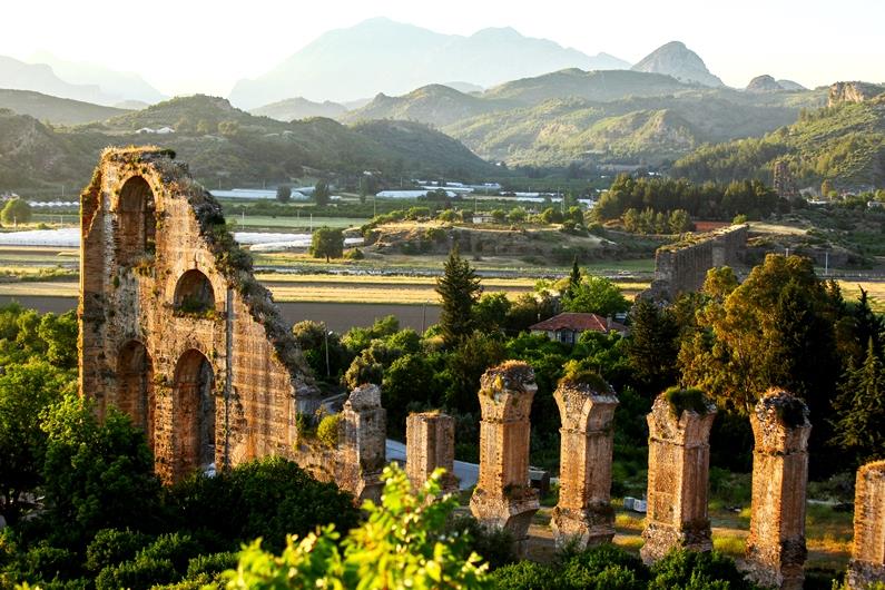 Antalya'da Gezilecek Yerler Aspendos12 (2)