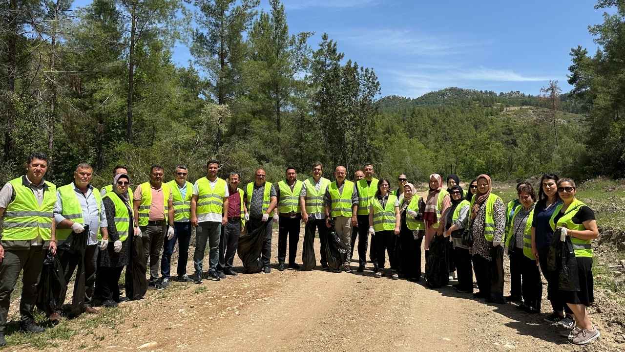 Serik Uçansu'da Orman Temizliği 2