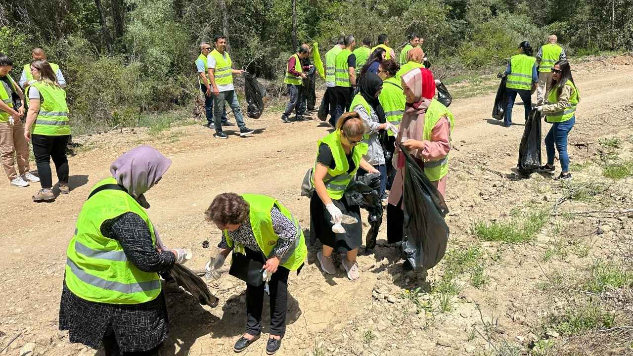 Serik Uçansu'da Orman Temizliği 3