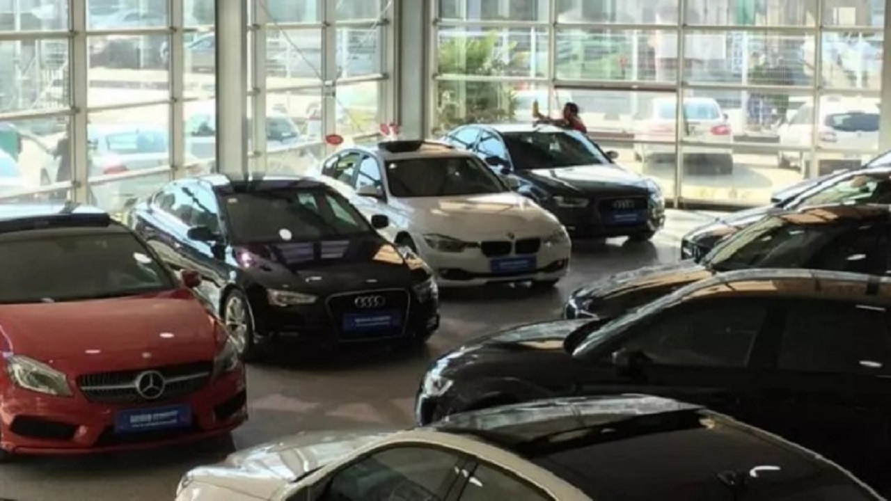 Arabası olmayan acele etsin: FIAT sevilen aracı ilk kez bu fiyata satacak