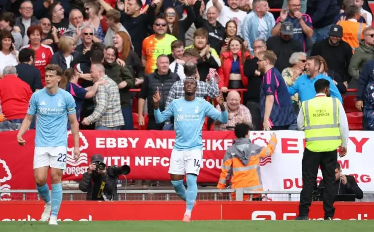 Nottingham Forest Liverpool'u 55 Yıl Sonra Anfield'da Mağlup Etti