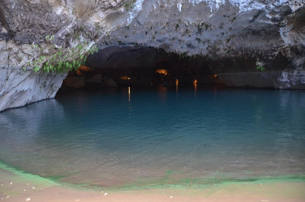 Antalya Altınbeşik Mağarası Ziyaretçi Rekoru Kırdı