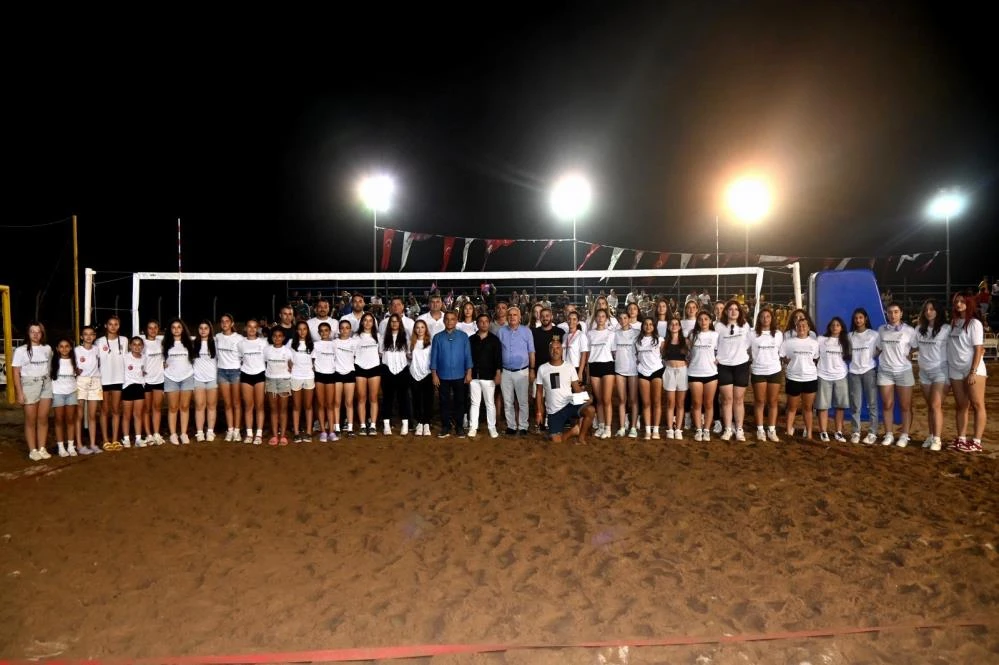 Manavgat Belediyesi’nin Plaj Voleybolu Halk Turnuvası Başladı