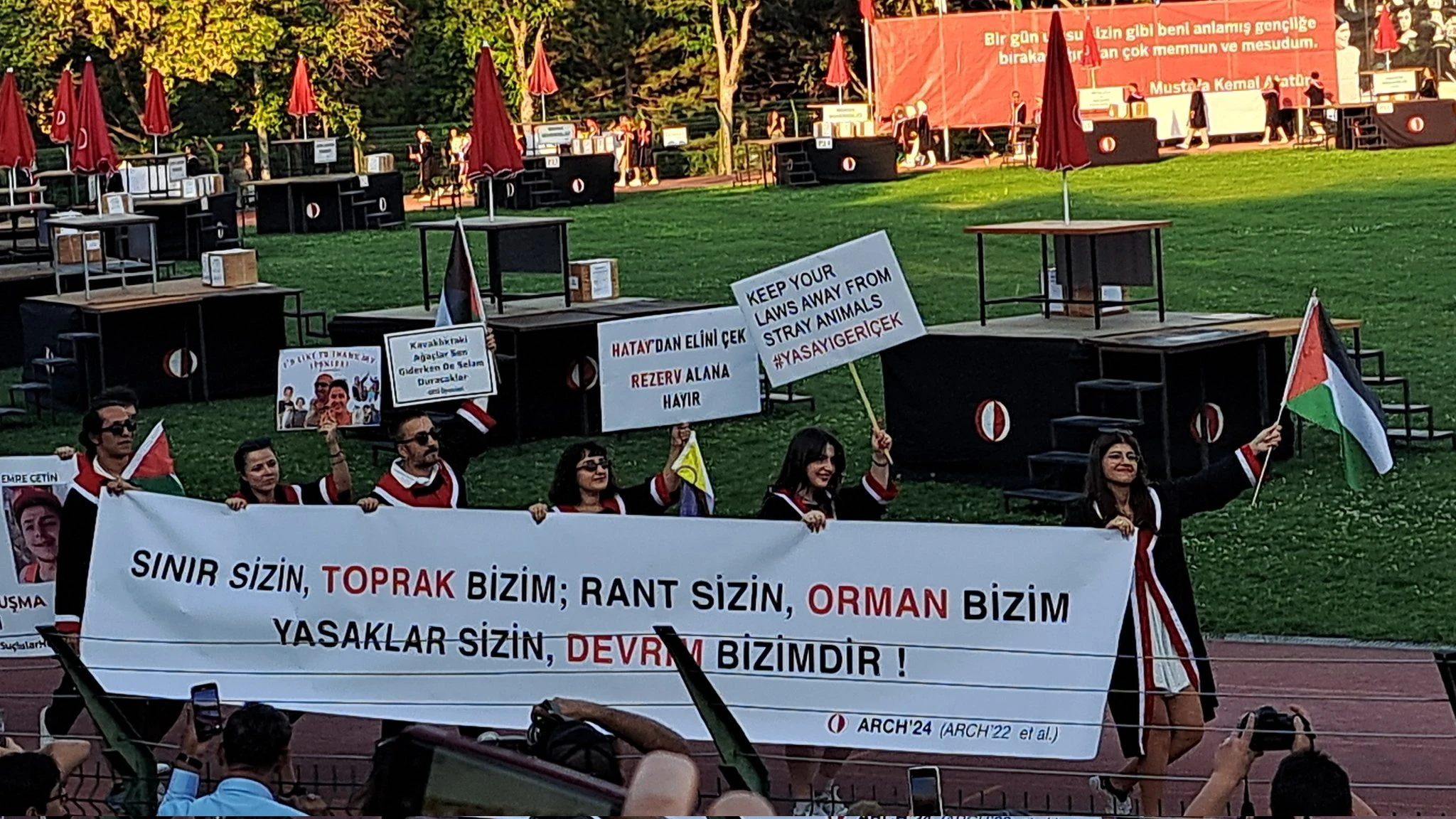 ODTÜ Mezuniyet Töreninde Protesto!