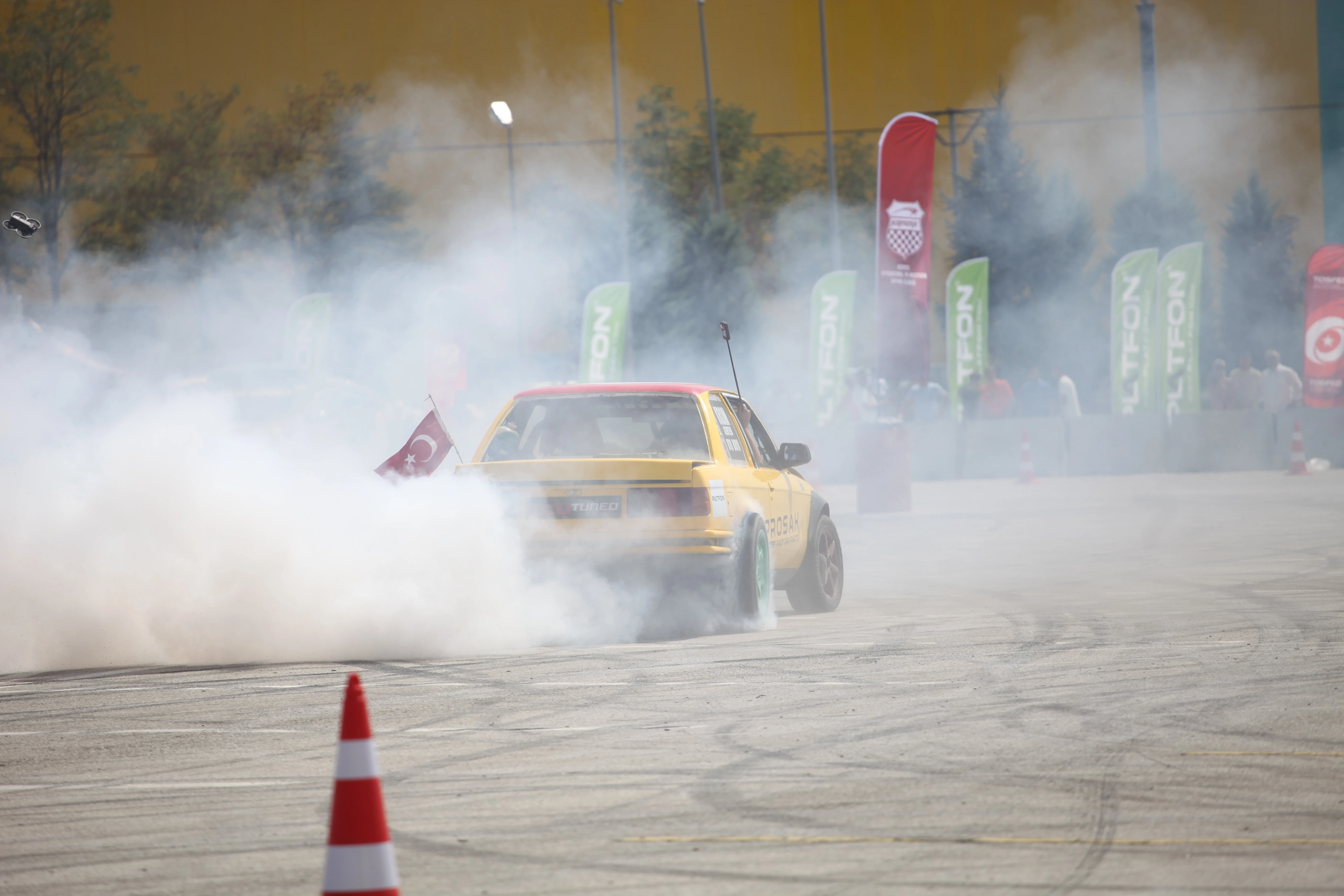 Konya'da İlk Kez Düzenlenen Slalom Yarışı ve Drift Gösterisi Büyüledi