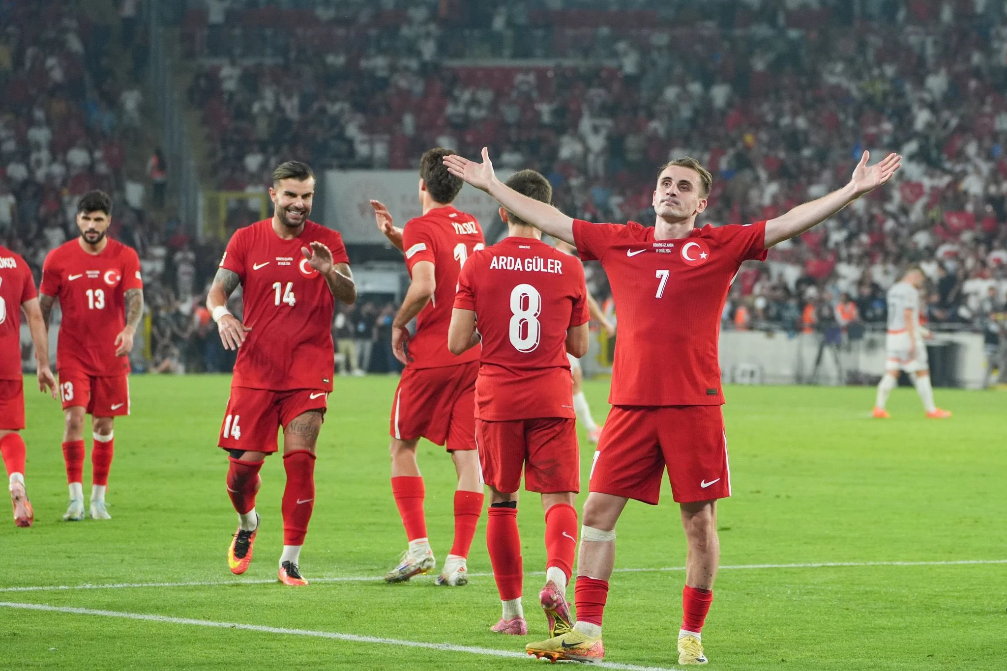 A Milli Takım İzlanda'yı 3-1 Mağlup Ederek Grup Lideri Oldu