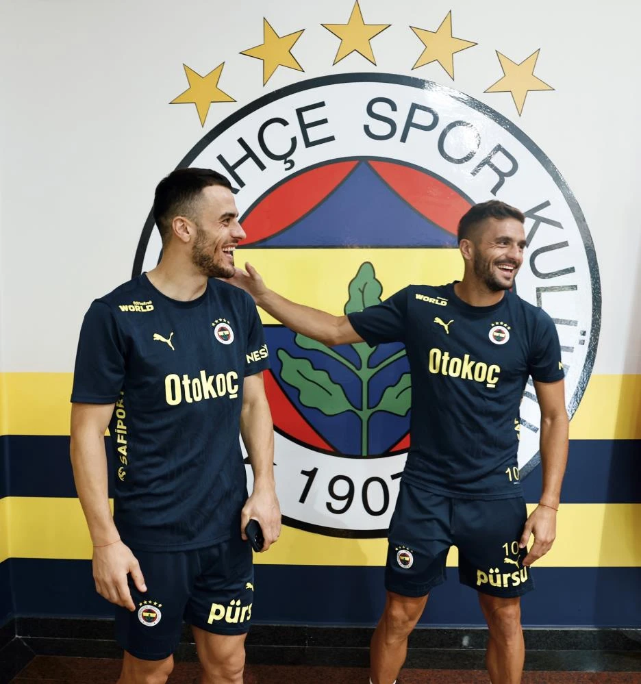 Filip Kostić: "Fenerbahçe'de Olmak İçin İlk Günden İsteğimi Belirttim"