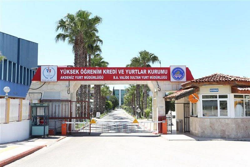 Antalya'da Yurt Fiyatları Ne Kadar? Öğrenciler Tarikat Yurtlarına Mahkum Kalıyor