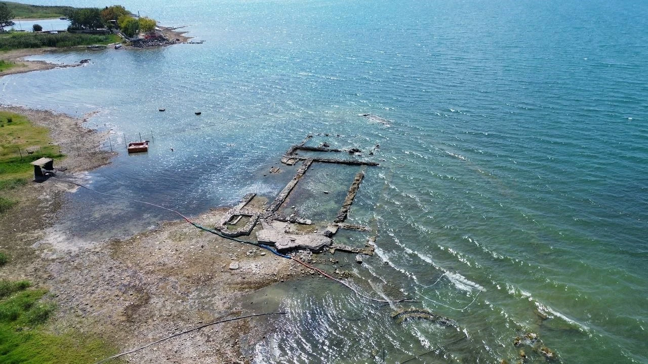 İznik Gölü’nde Tarihi Bazilika: 9 Yıllık Kazı Çalışmaları Sürüyor