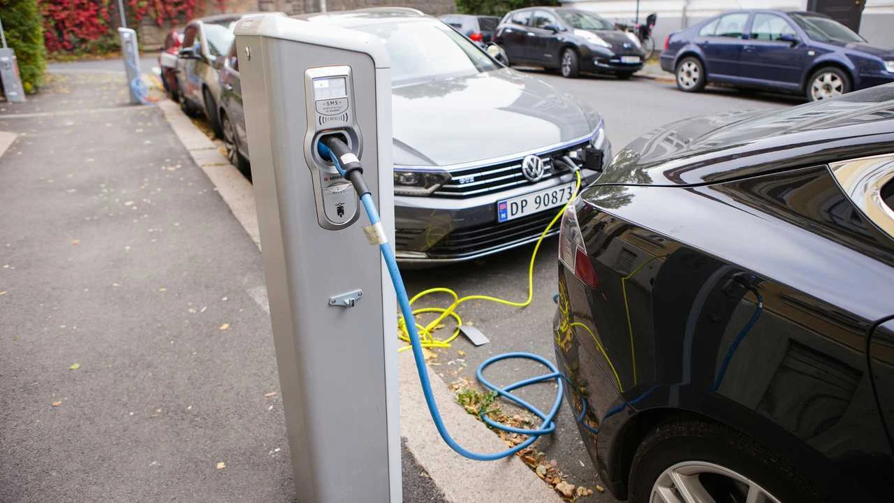 Norveç Elektrikli Araçlarda Dönüm Noktasına Ulaşıyor