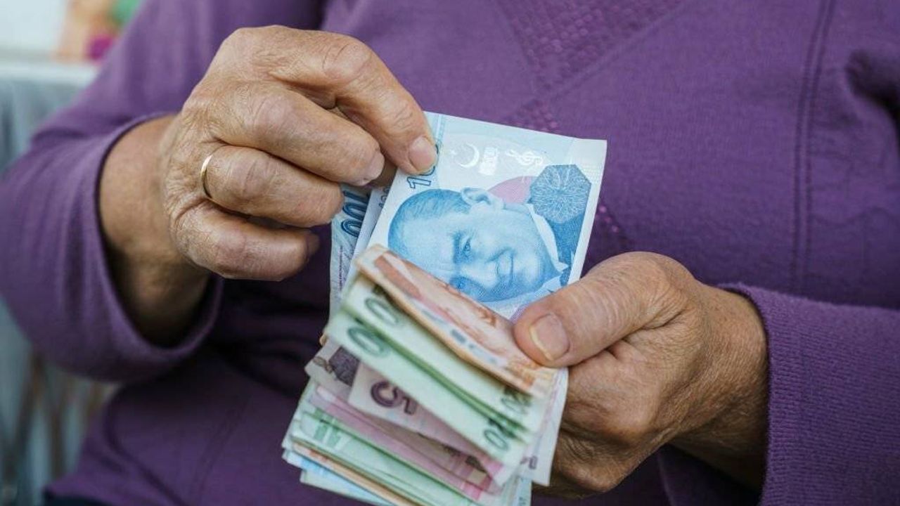 Emekli zam oranları açıklandı! İşte en düşük emekli maaşı