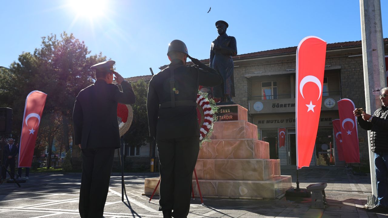 Atatürk'ün Elazığ ziyareti 86. yıl dönümünde anıldı