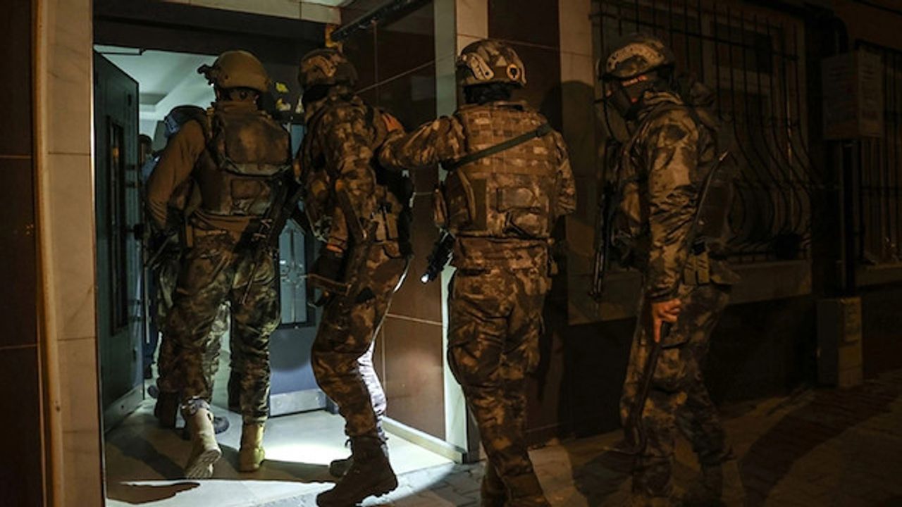 İstanbul'da DEAŞ Operasyonu:10 Şüpheli yakalandı