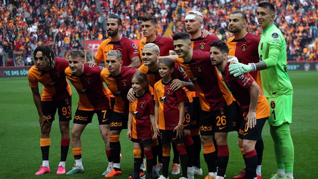 Galatasaray'dan flaş karar: 'Atatürk Yoksa Maça Çıkmayız!'