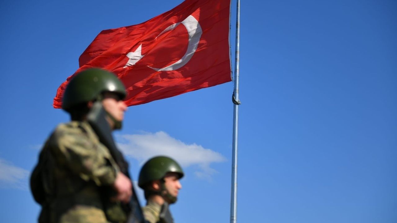 MSB: Yunanistan’dan Türkiye’ye gönderilmeye çalışılan 2 kişi yakalandı