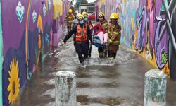 Şiddetli yağış: 3 ölü, 12 kayıp