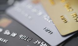 Kredi kartı borçları artıyor: Kişi başı borç asgari ücretin 2.5 katına ulaştı
