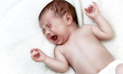 Yeni doğan bebeklerin tuzla yıkanması zararlı mı ?