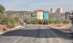 Kepez Belediyesi sıcak asfaltla buluşturuyor