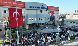 Seyhan belediyesi çalışanları Atatürk'ü anma töreninde buluştu!