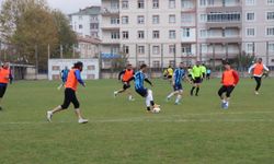 Kayseri'de 100. Yıl öğretmenler arası futbol turnuvası coşkusu