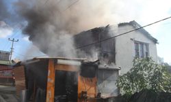 Yangın Korku Dolu Anlar Yaşattı: Ev Sahibi Kadın Gözyaşlarına Boğuldu!