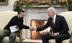 Biden ve Zelenskiy Beyaz Saray'da Buluştu: Yardım Paketi ve Ukrayna-Rusya İlişkileri Ele Alındı