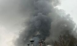 Bursa'da tekstil fabrikasında çıkan yangına müdahale devam ediyor