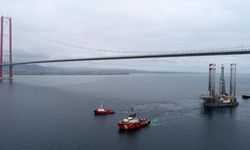 Ulaştırma ve Altyapı Bakanlığı: 'Çanakkale Boğazı gemi trafiği durdurulmuştur'