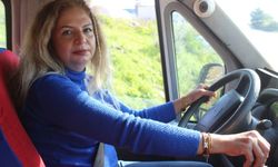 Hatay'da servis şoförü Fatma Hanım 10 yıldır direksiyon başında